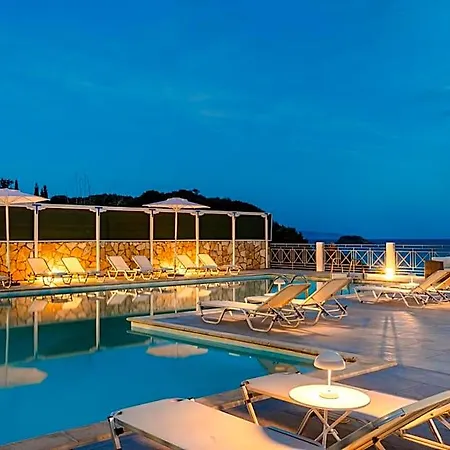 Costa Avithos Hotel 4*