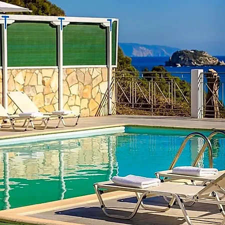 Hotel Costa Avithos 4*